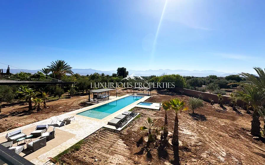 Villa Contemporaine à Vendre - Domaine Oliveraie - Terrain - Agence Immobilière Marrakech
