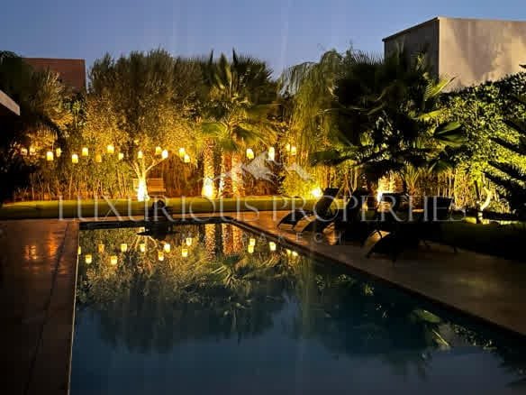 Magnifique Villa à Vendre dans une Résidence Exclusive à Marrakech - Achat villa à Marrakech