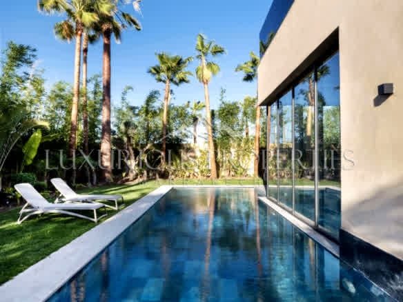 Prestigieuse Villa à Vendre de 360m² à 10 Minutes du Centre-Ville de Marrakech - Villa de luxe à Marrakech
