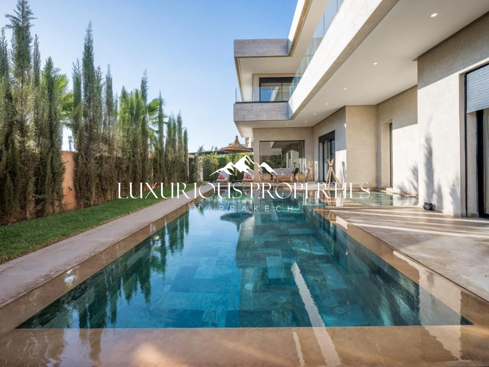 piscine Villa de Luxe à Vendre au Golf d'Amelkis 3 - Vente Villa Marrakech