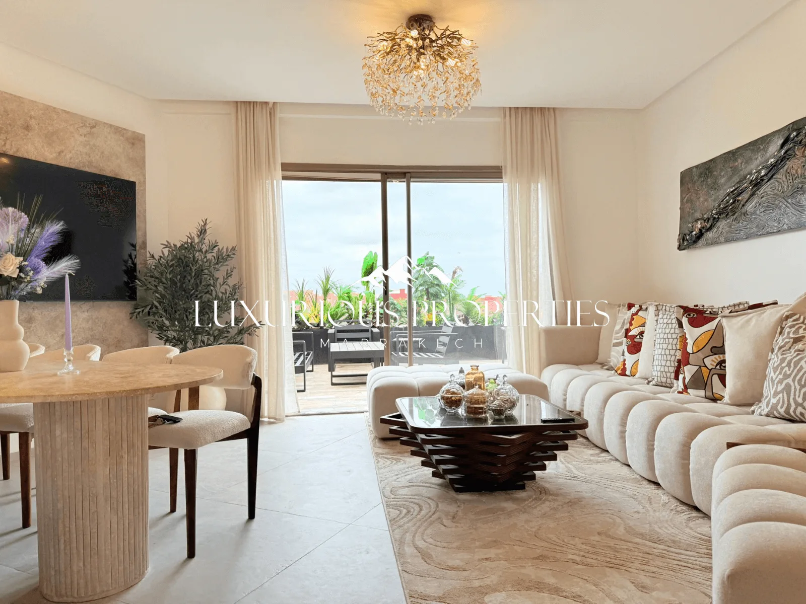 4 Exceptionnel Appartement de 203m² à Vendre avec Vaste Terrasse
