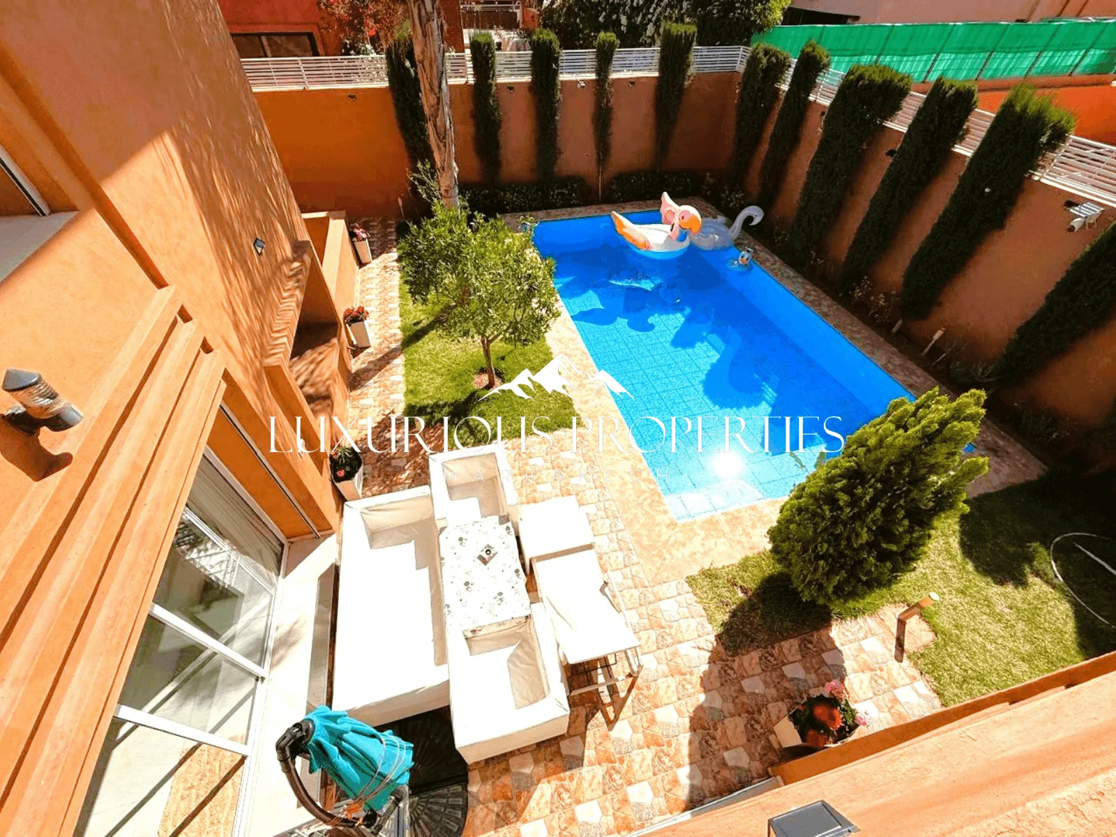 Villa Contemporaine dans un Domaine Golfique