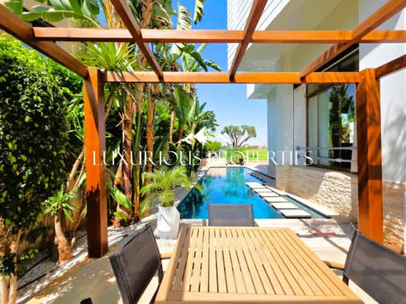 Magnifique Villa, Vente ou LLD, 5 Chambres, Piscine - Argan Golf