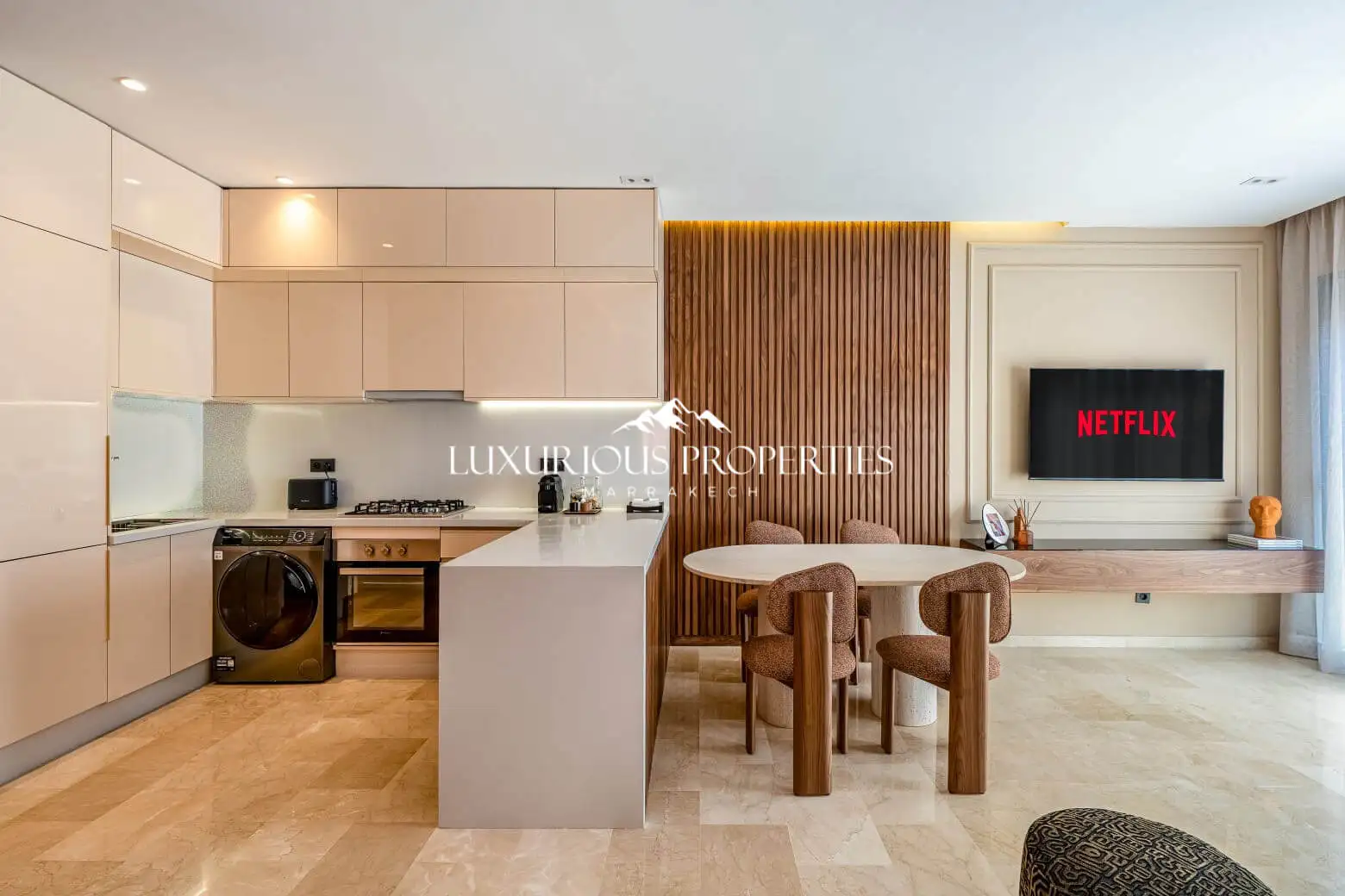 E48A156D-740B-4EF7-AFD8-6FBF5AEC24FE