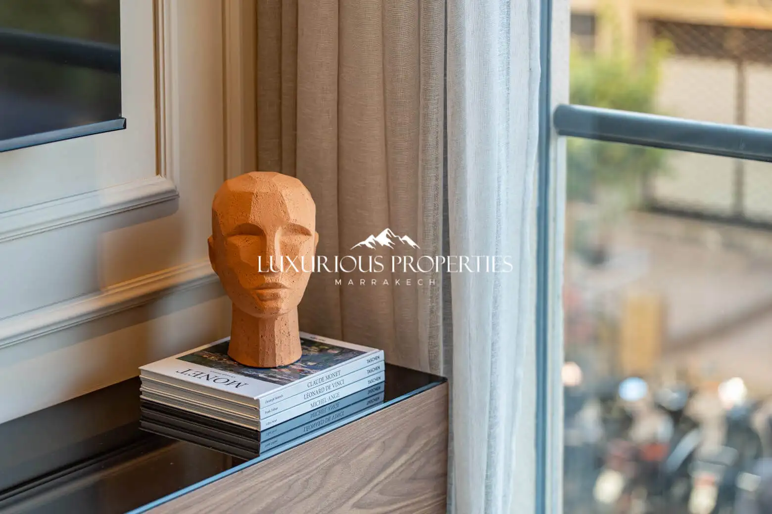 ED6C998B-7A80-49FA-A7A1-75BCF52FF314