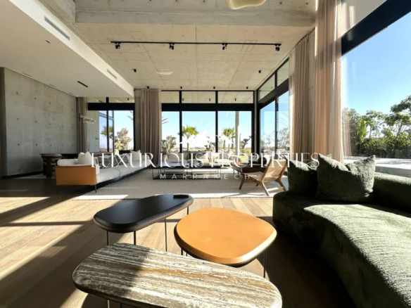 Villa à Vendre Marrakech - Prestige, 1200m², 5 Suites, Grande Piscine