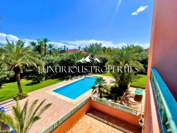 Villa avec Piscine Chauffée - 6 Chambres, Grand jardin, Beaux Espaces de Vie - Palmeraie