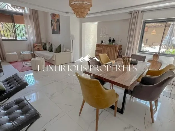 Duplex avec grande terrasse - 169 m², 3 chambres, 3 sdb, parking, climatisation - Victor Hugo